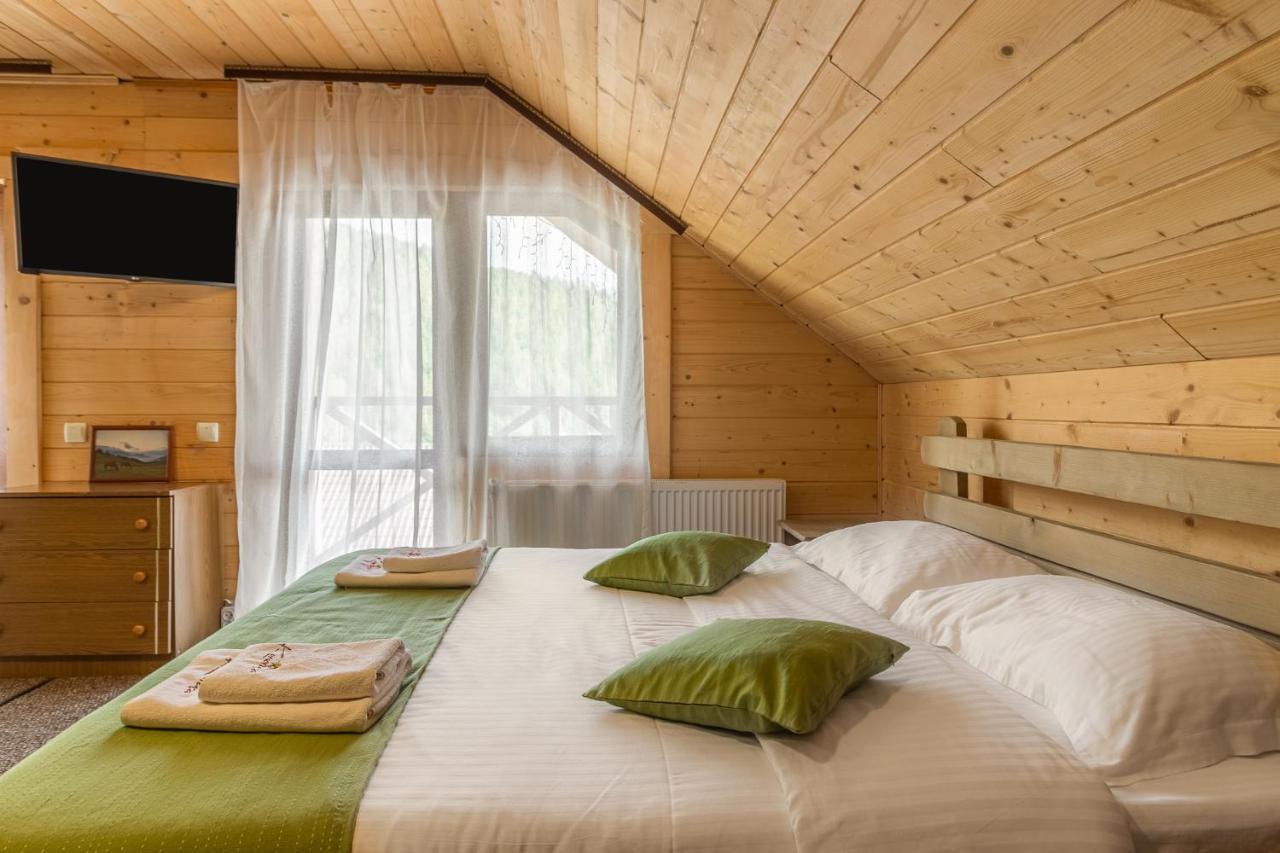 Konopka Guest House Bukovel Luaran gambar