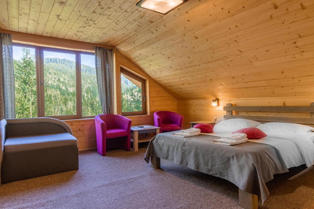 Konopka Guest House Bukovel Luaran gambar