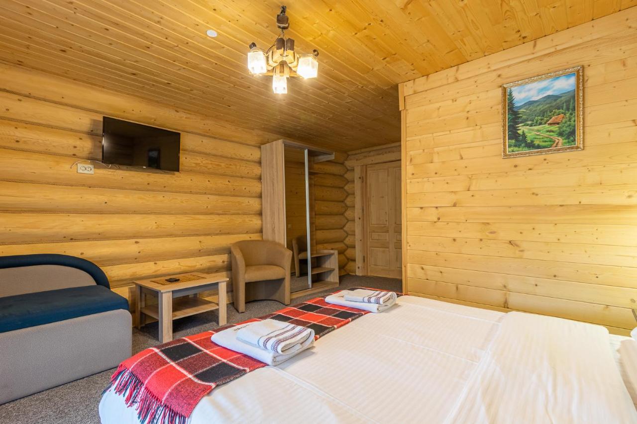 Konopka Guest House Bukovel Luaran gambar