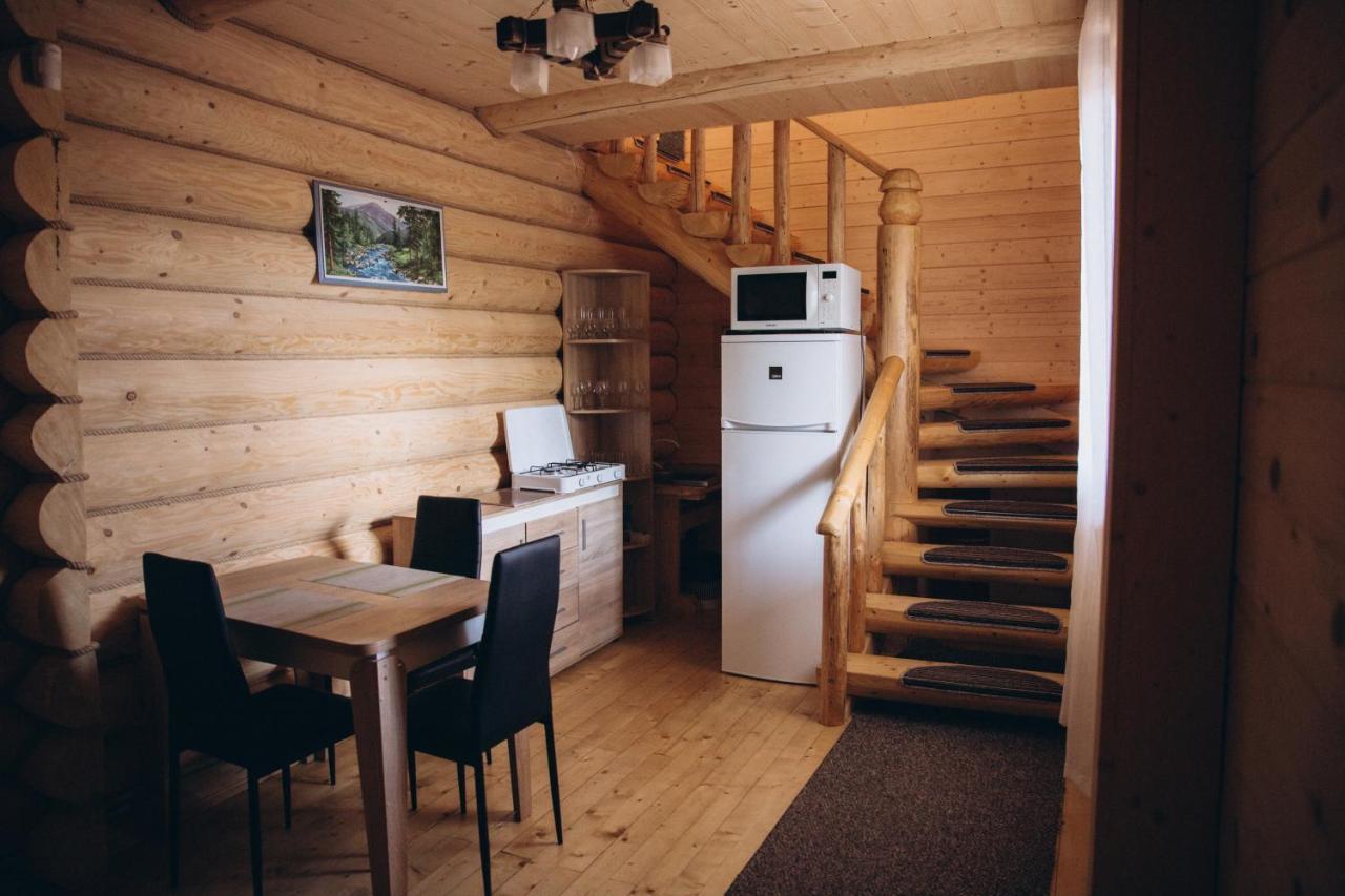 Konopka Guest House Bukovel Luaran gambar